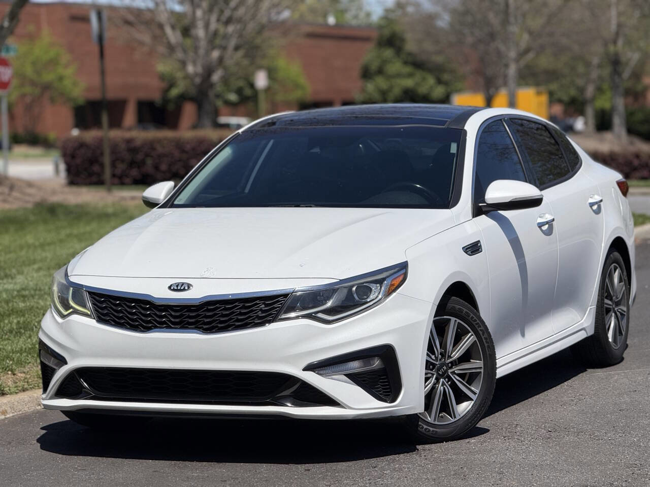 Used 2019 Kia Optima LX w/ LX Premium Package image 1