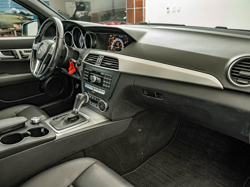 Used 2013 Mercedes-Benz C 300 4MATIC Sedan image 35
