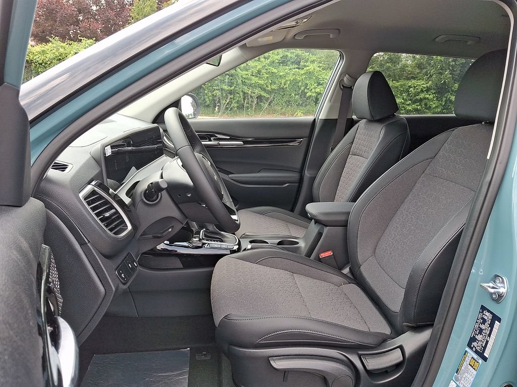 New 2026 Kia Seltos S AWD/4WD image 6