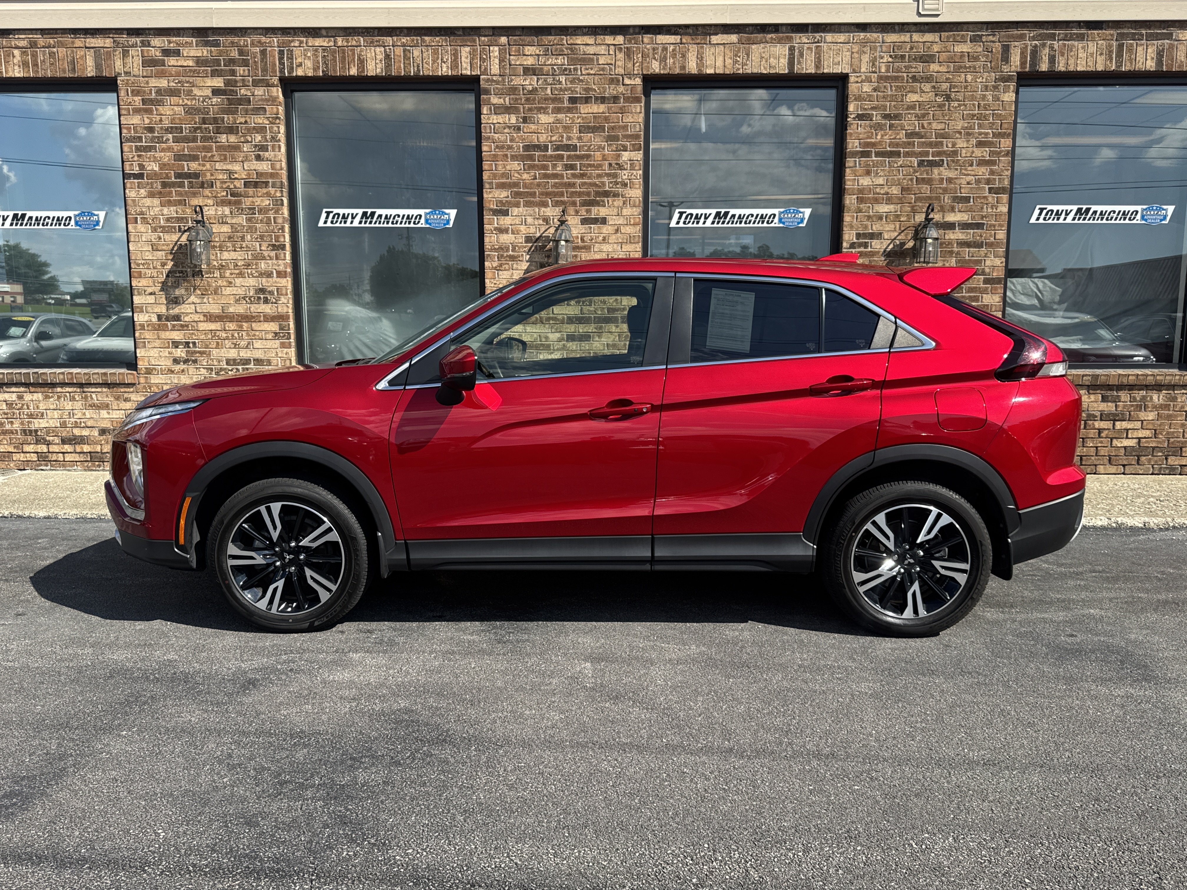 Used 2023 Mitsubishi Eclipse Cross SE AWD/4WD image 2