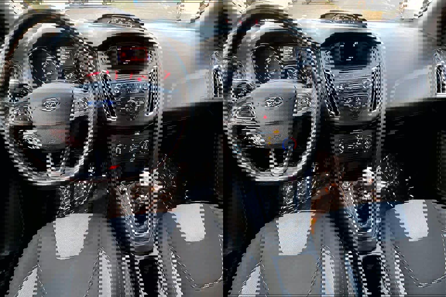 Used 2016 Ford Focus ST image 16