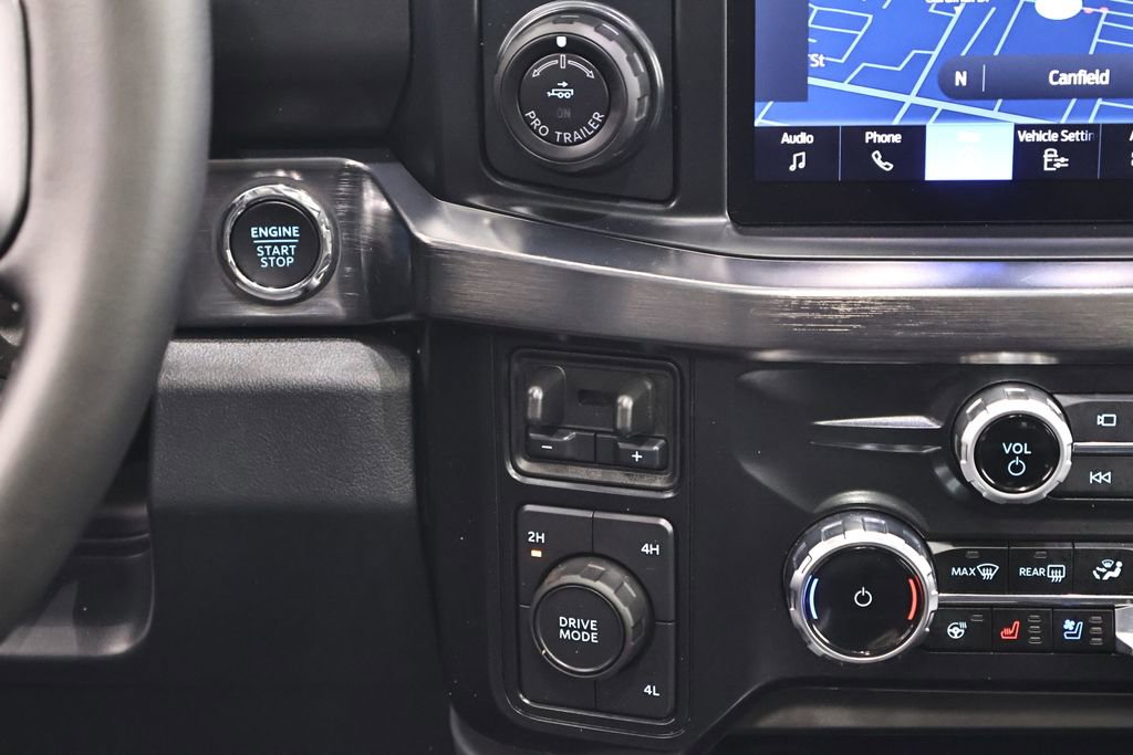 Certified 2025 Ford F350 Lariat w/ Lariat Ultimate Package image 29