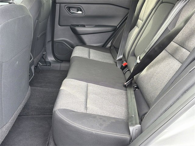 Used 2024 Nissan Rogue SV image 21