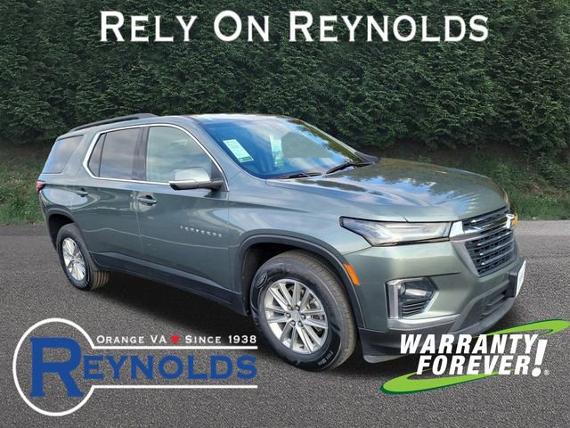 Used 2023 Chevrolet Traverse LT w/ Rear Camera Mirror Package