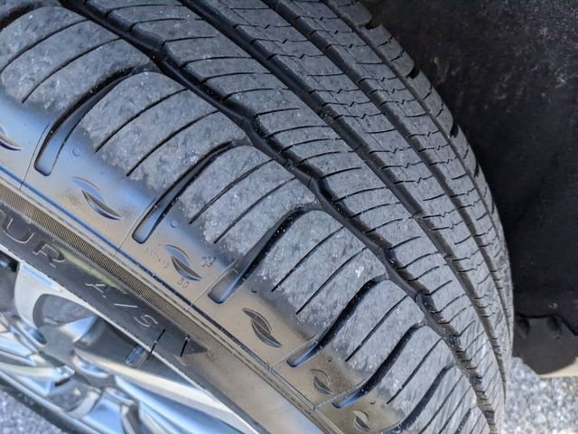 Used 2025 Lincoln Corsair Reserve w/ Rear Removable Package Tray image 36