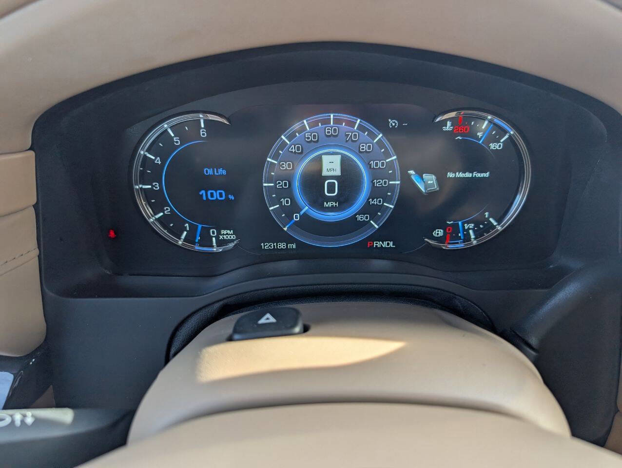 Used 2019 Cadillac Escalade ESV Platinum image 24