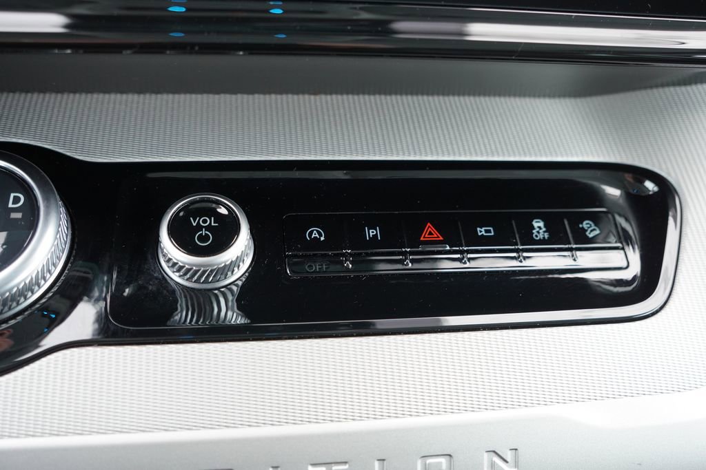 Certified 2025 Ford Expedition Active image 31