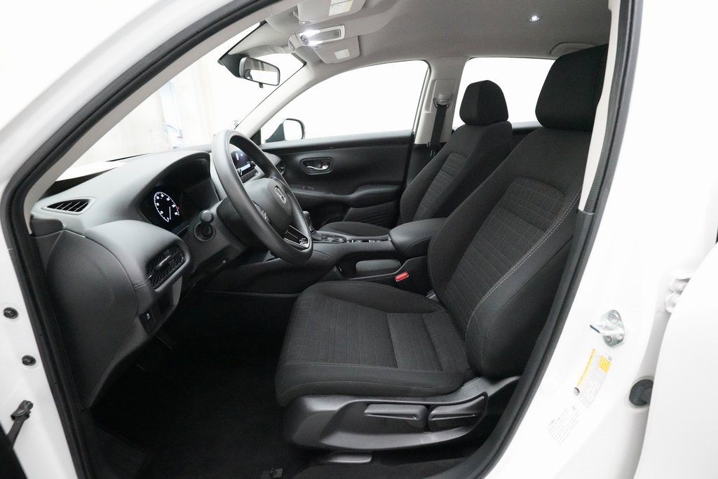 Certified 2023 Honda HR-V LX image 7