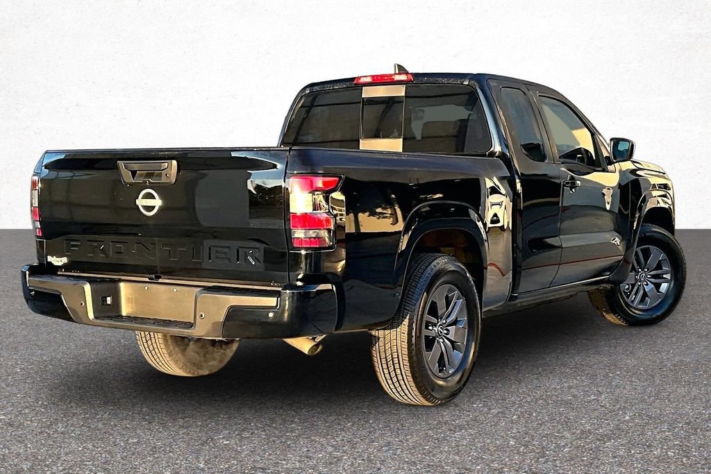 Used 2025 Nissan Frontier SV RWD image 7