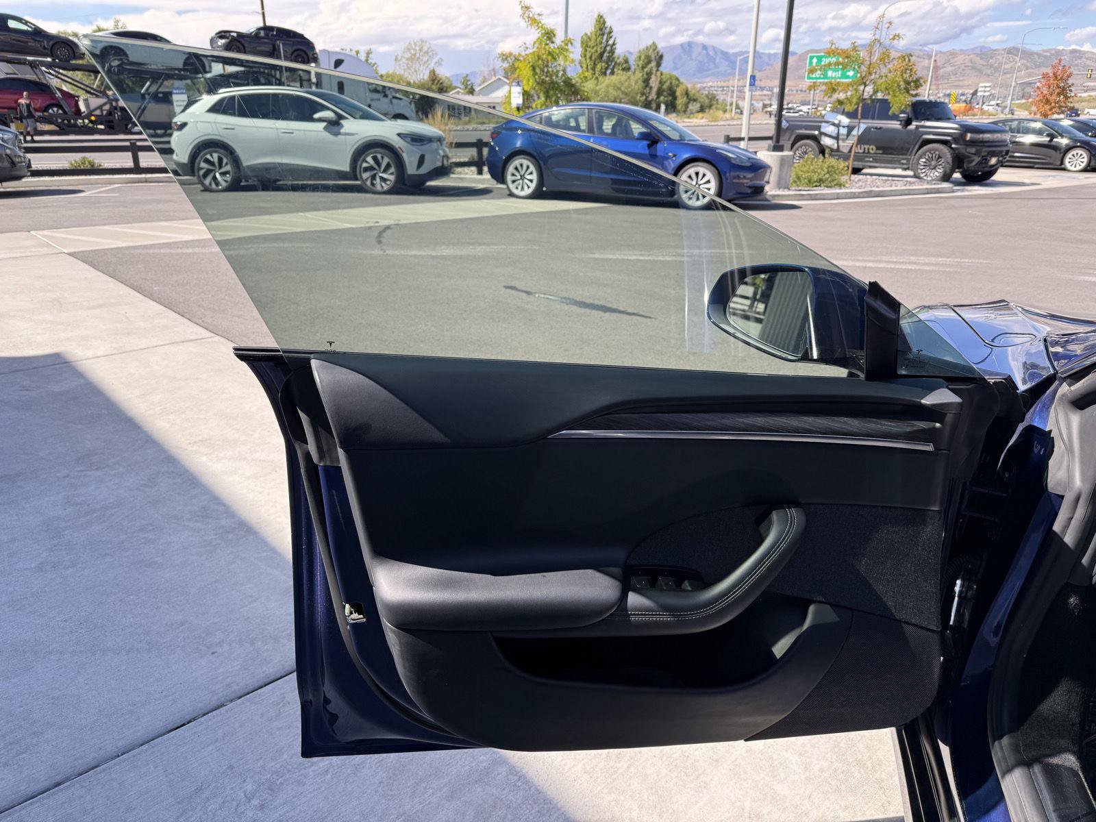 Used 2021 Tesla Model S Plaid AWD/4WD image 12
