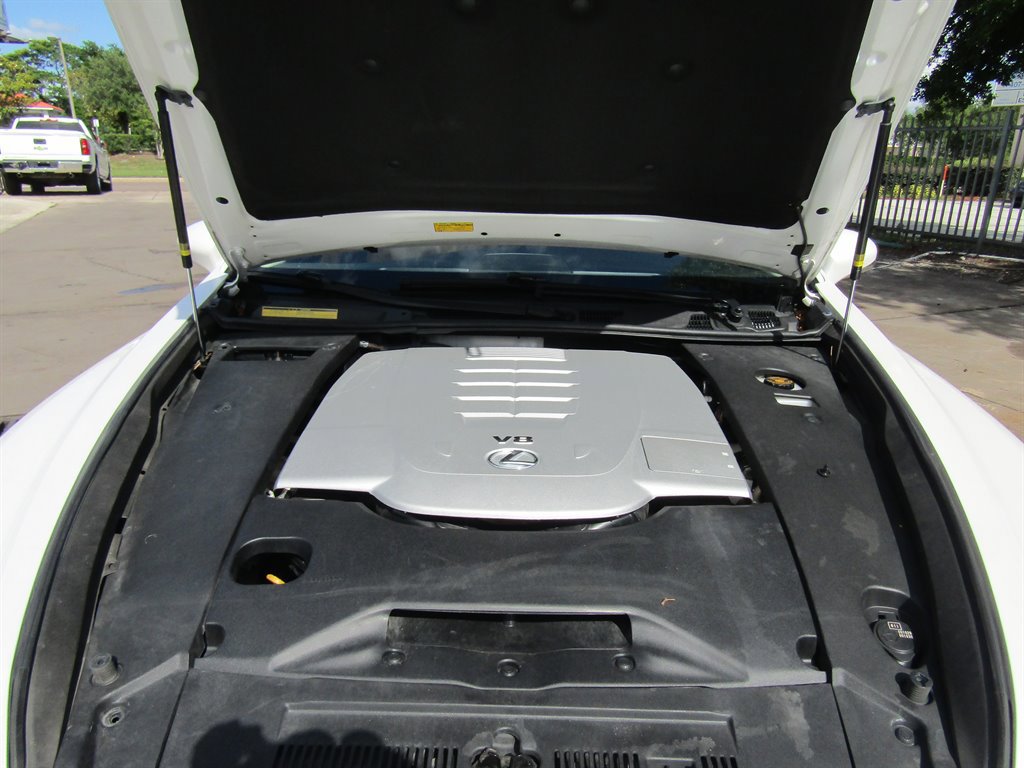 Used 2017 Lexus LS 460 w/ Comfort Package image 17