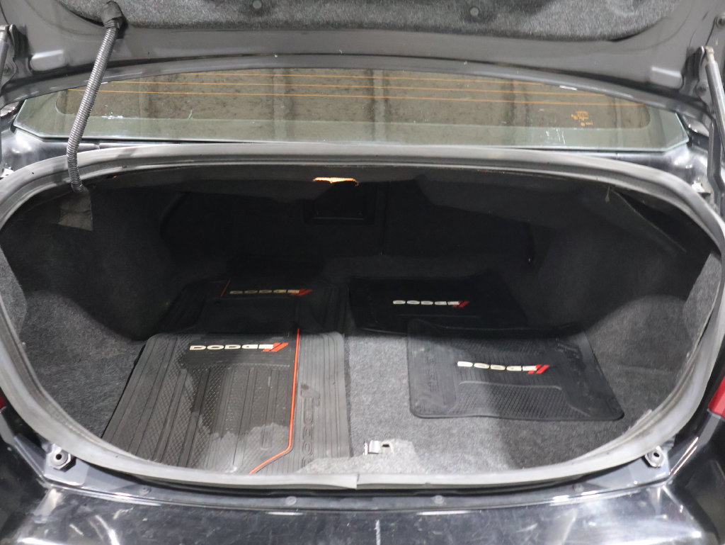 Used 2013 Dodge Avenger R/T FWD image 4