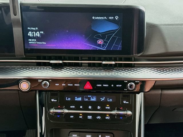 Used 2024 Kia Carnival SX Prestige FWD image 16