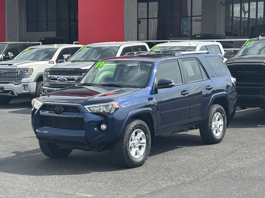 Used 2019 Toyota 4Runner SR5 Premium AWD/4WD image 40