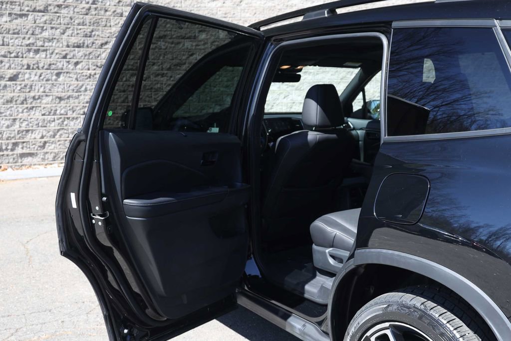 Used 2023 Honda Passport Elite image 20