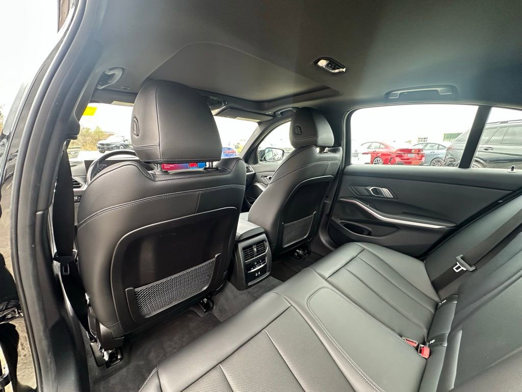 Certified 2023 BMW 330i Sedan w/ Premium Package image 20
