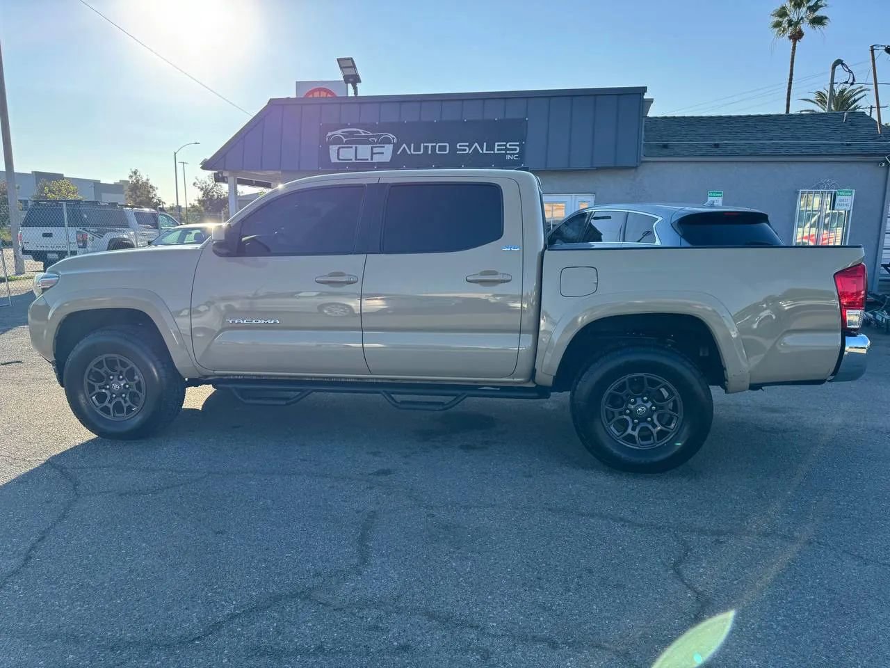 Used 2017 Toyota Tacoma SR5 image 4