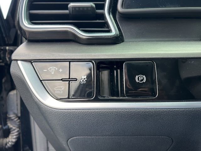 Certified 2024 Kia Sportage X-Line w/ X-Line Premium Package image 11