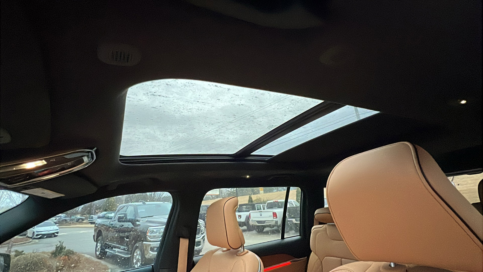 Used 2024 Jeep Grand Cherokee L Summit image 19