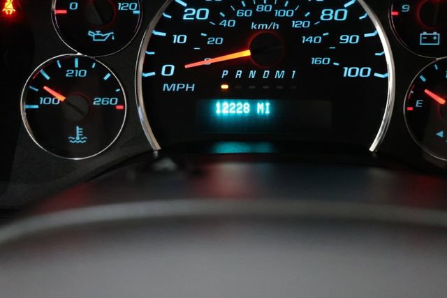 Used 2022 Chevrolet Express 3500 w/ Driver Convenience Package image 52