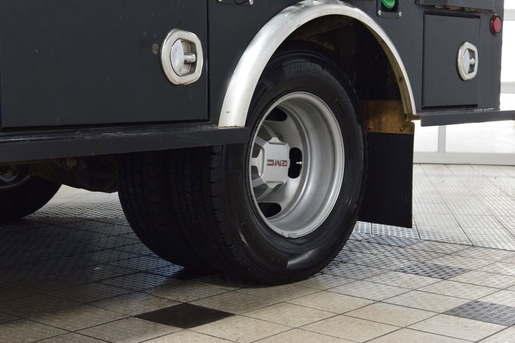 Used 2025 GMC Sierra 3500 Pro w/ Convenience Package image 18