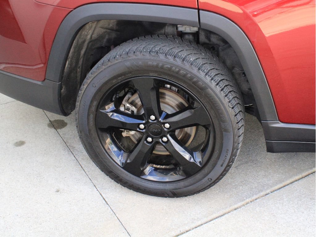 Certified 2023 Jeep Grand Cherokee L Laredo AWD/4WD image 36