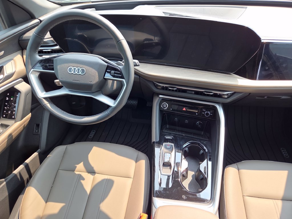 Certified 2026 Audi Q5 Premium Plus AWD/4WD image 34