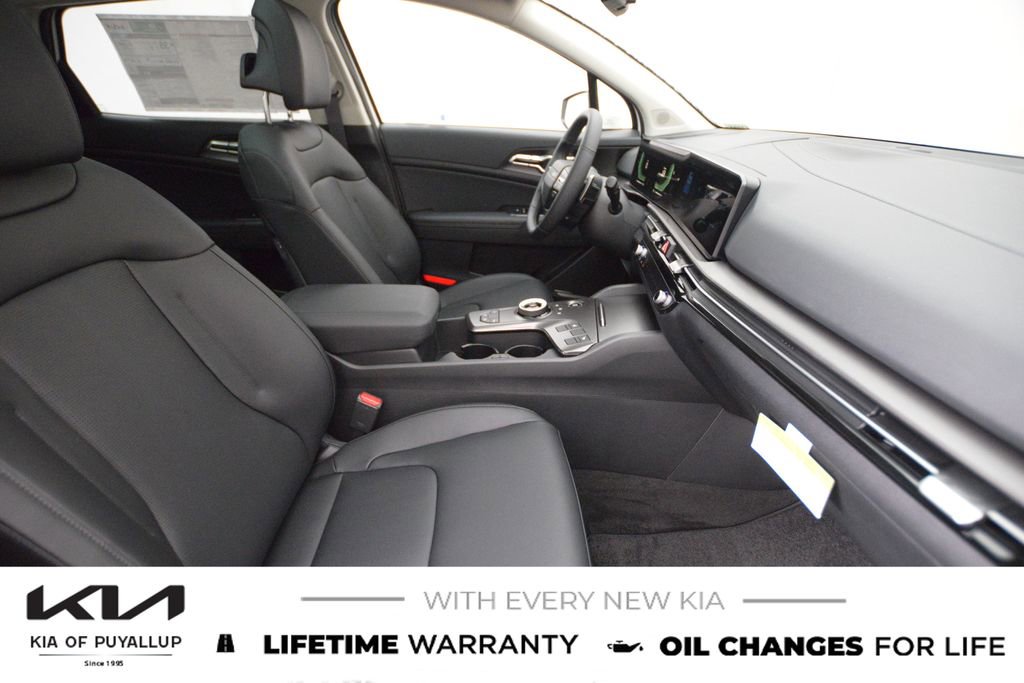 New 2026 Kia Sportage EX image 16