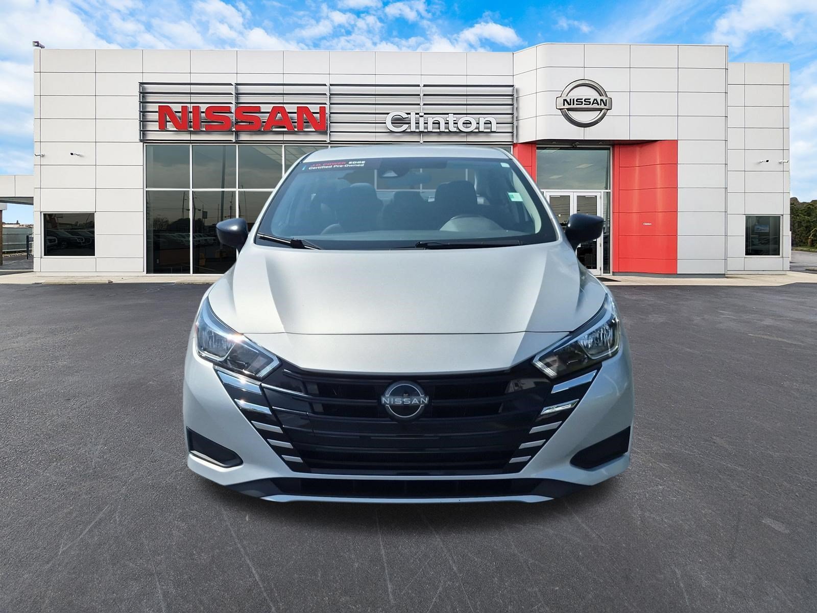 Used 2023 Nissan Versa S w/ S Plus Package FWD image 8