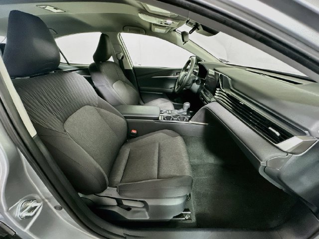 Certified 2025 Toyota Camry LE FWD image 27