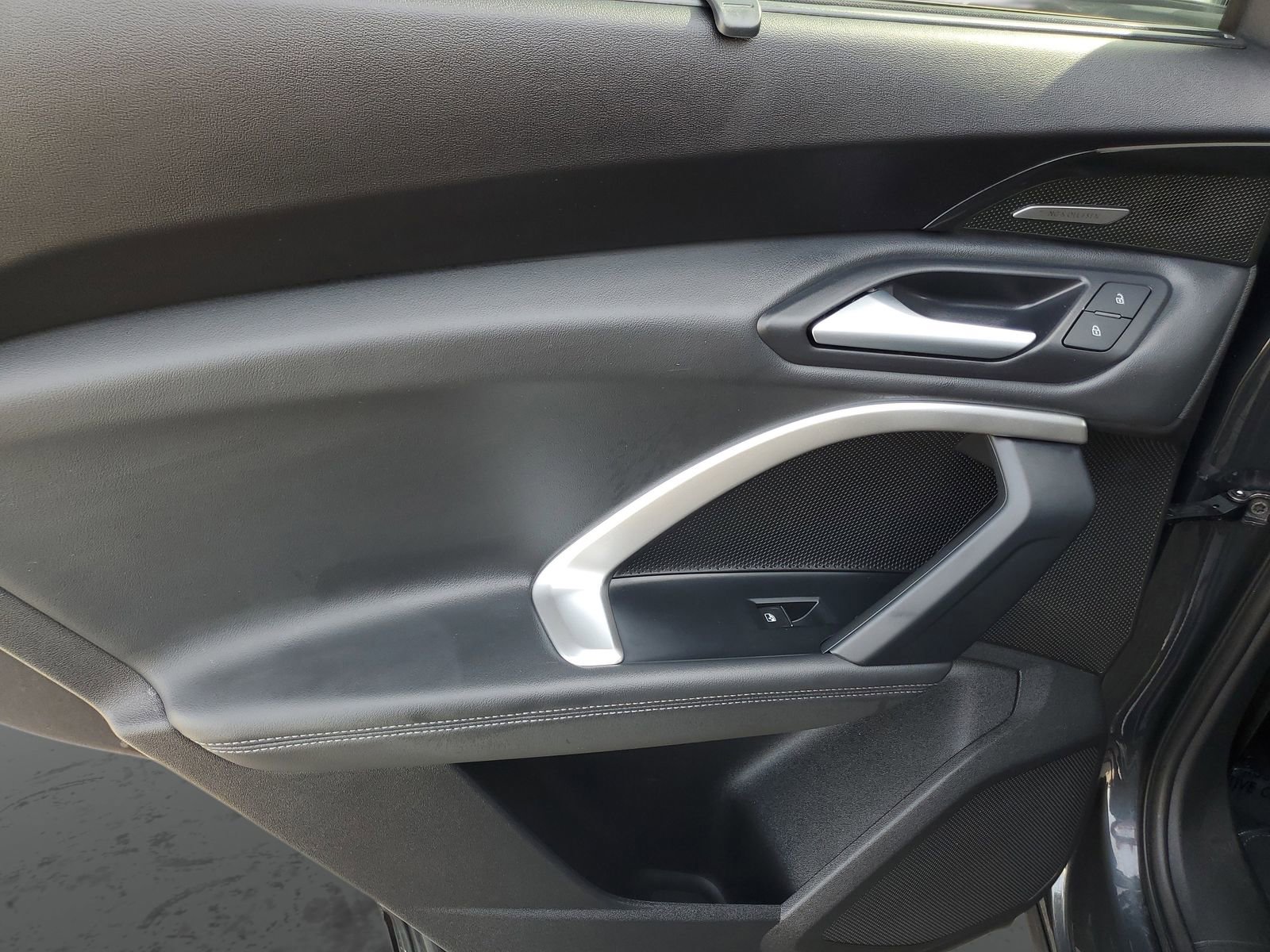 Used 2025 Audi Q5 Premium Plus w/ Premium Plus image 16