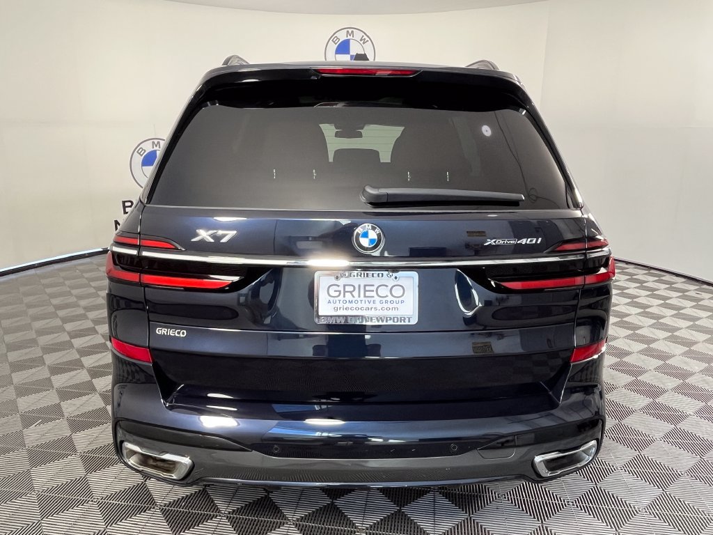Used 2024 BMW X7 xDrive40i AWD/4WD image 12