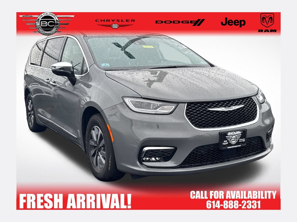 Used 2023 Chrysler Pacifica Limited