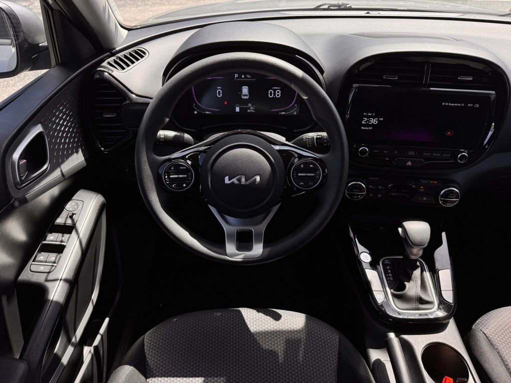 Used 2025 Kia Soul S image 10
