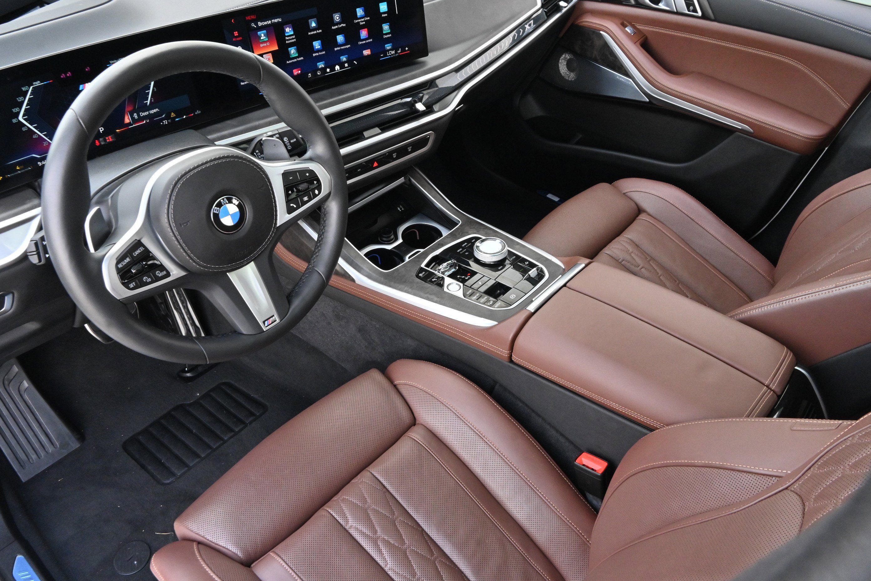 Used 2025 BMW X7 xDrive40i w/ Executive Package image 15