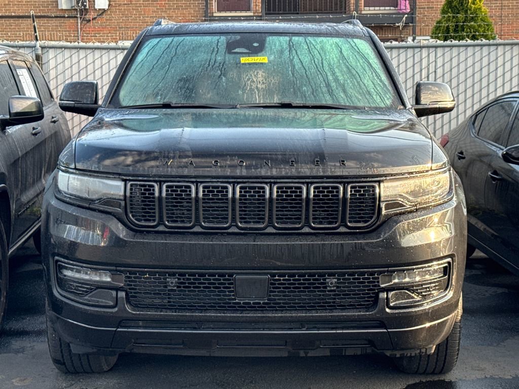 Used 2024 Jeep Wagoneer Series II AWD/4WD image 3