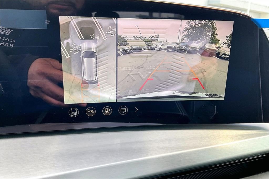 New 2026 Cadillac Vistiq Sport image 27