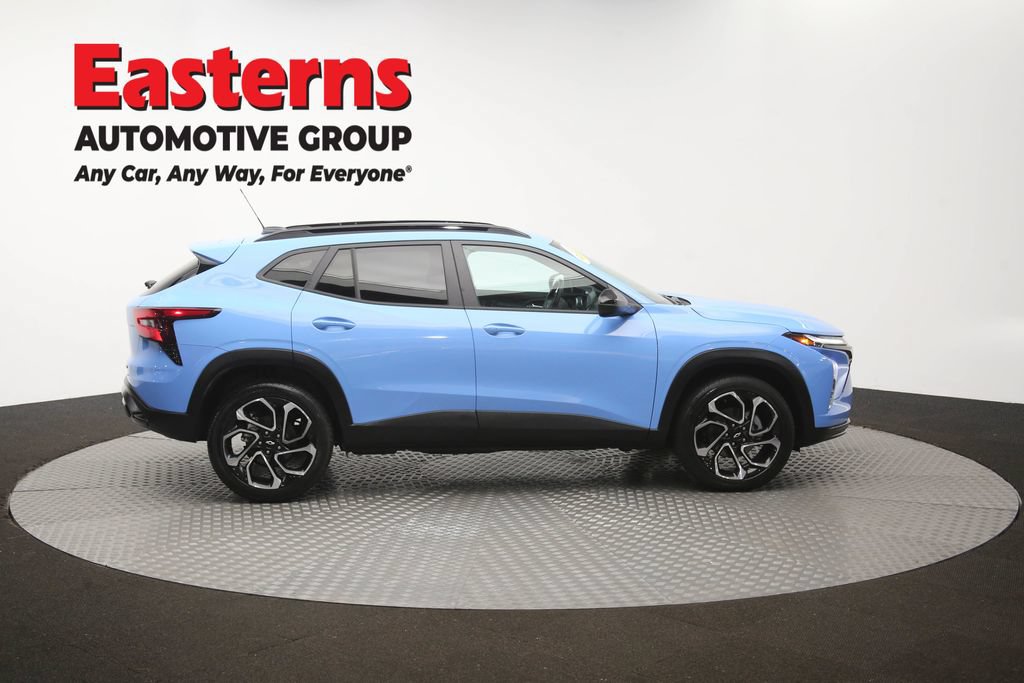Used 2024 Chevrolet Trax RS w/ Driver Confidence Package FWD image 44