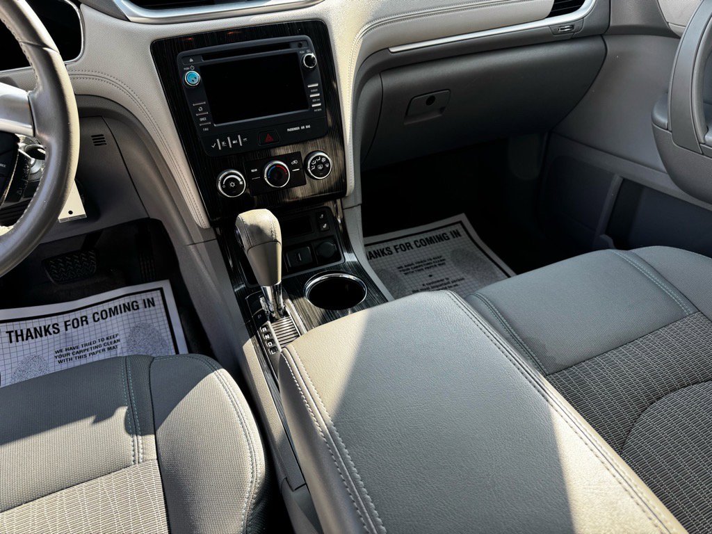 Used 2016 Chevrolet Traverse LT w/ Style and Technology Package image 14