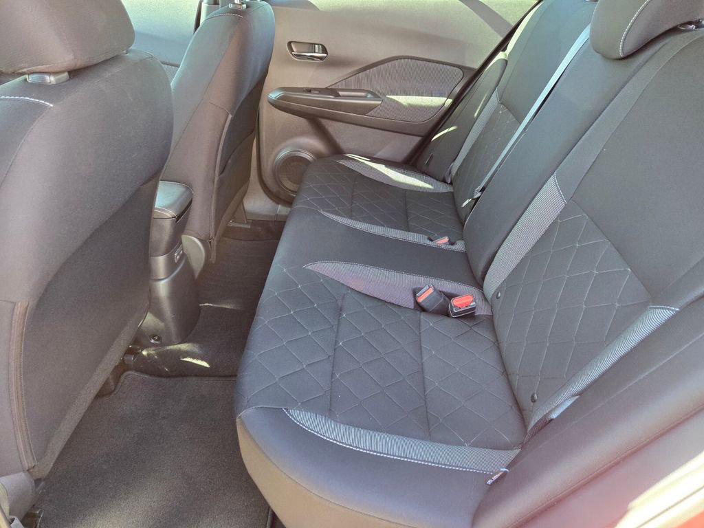 Used 2020 Nissan Kicks SV w/ Exterior Package FWD image 12