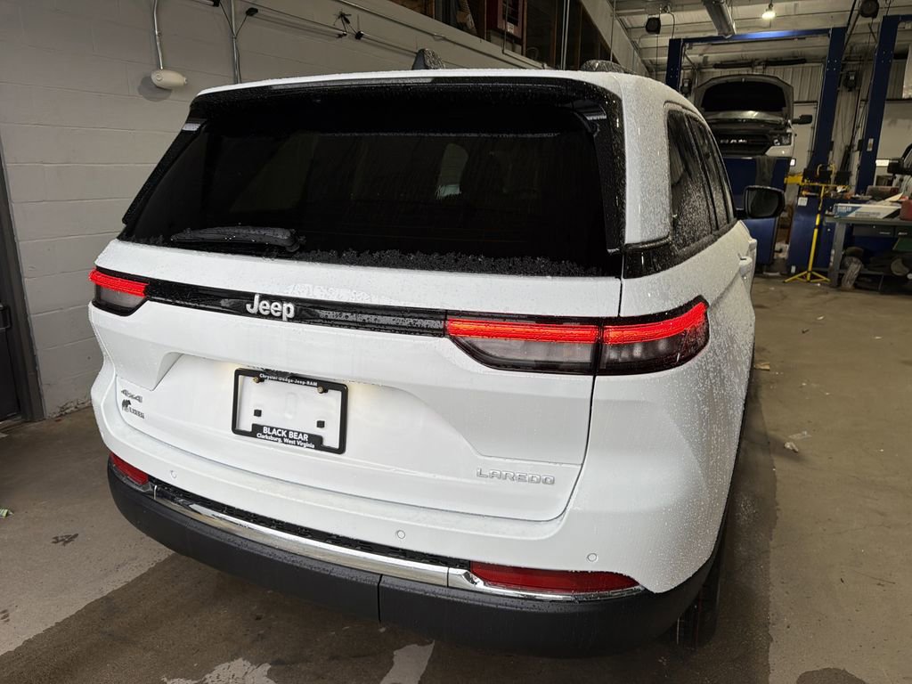 New 2026 Jeep Grand Cherokee Laredo X image 5