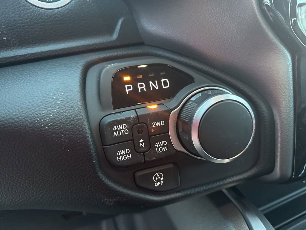 New 2026 RAM 1500 4x4 Crew Cab image 25