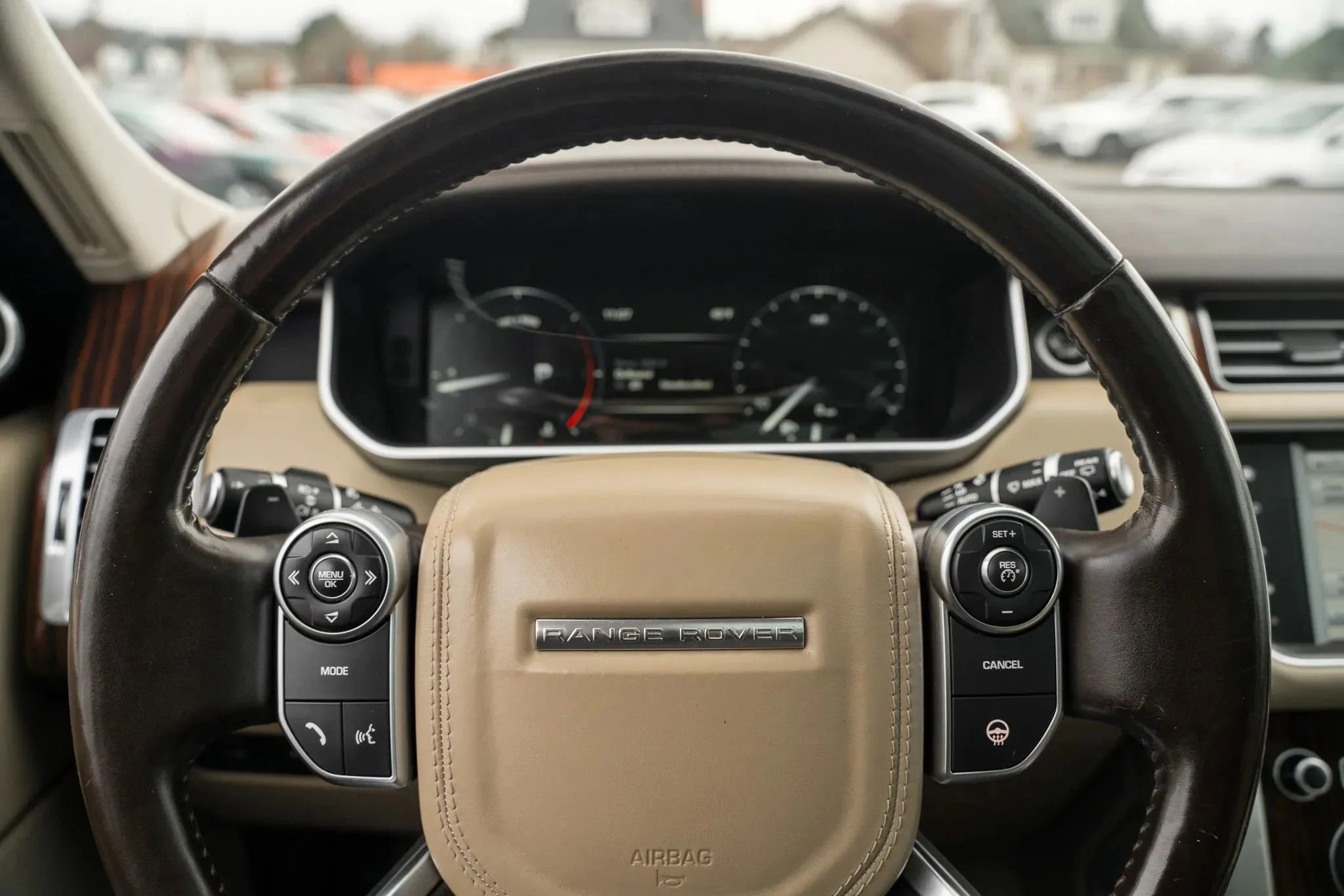 Used 2016 Land Rover Range Rover image 20