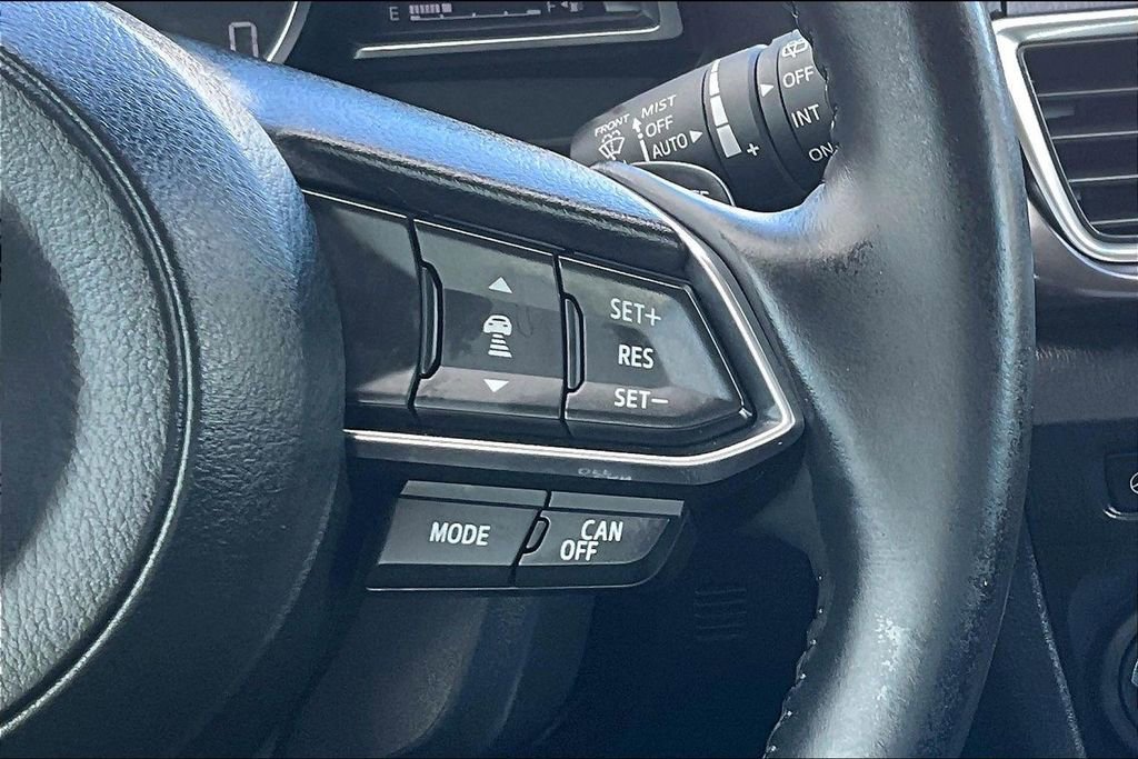 Used 2018 MAZDA MAZDA3 Grand Touring w/ Premium Equipment Package image 26