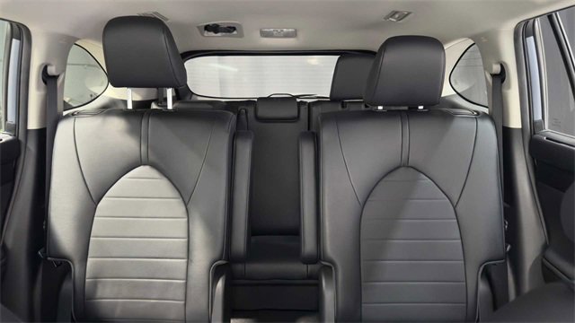 Used 2023 Toyota Highlander XLE image 26