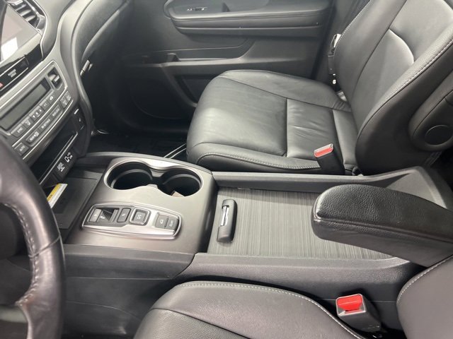 Used 2022 Honda Pilot Special Edition image 16