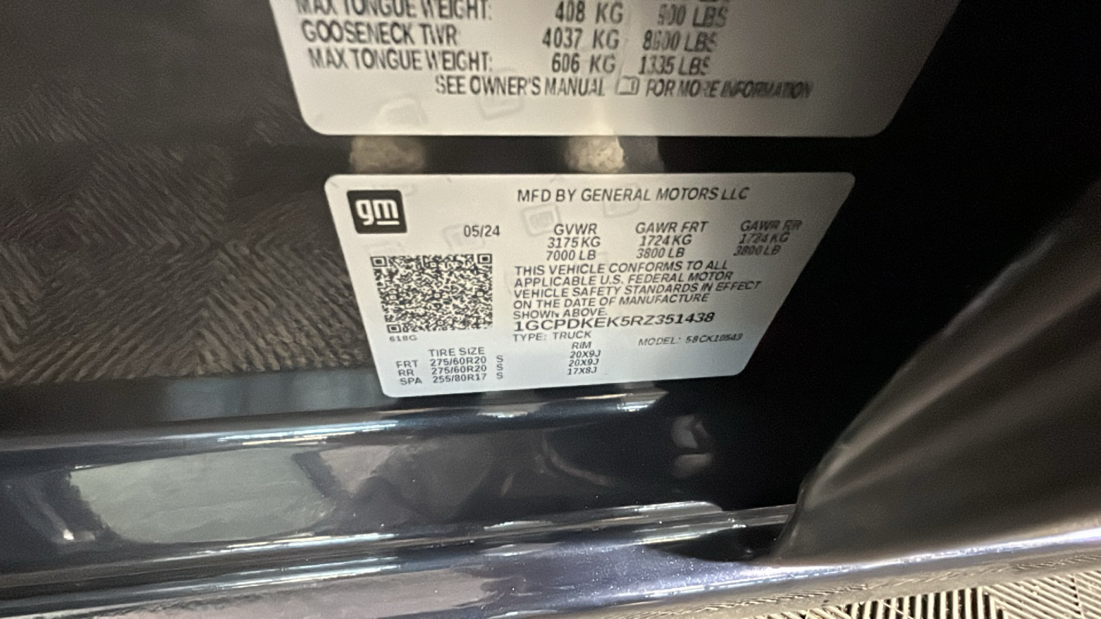 Used 2024 Chevrolet Silverado 1500 LT AWD/4WD image 12