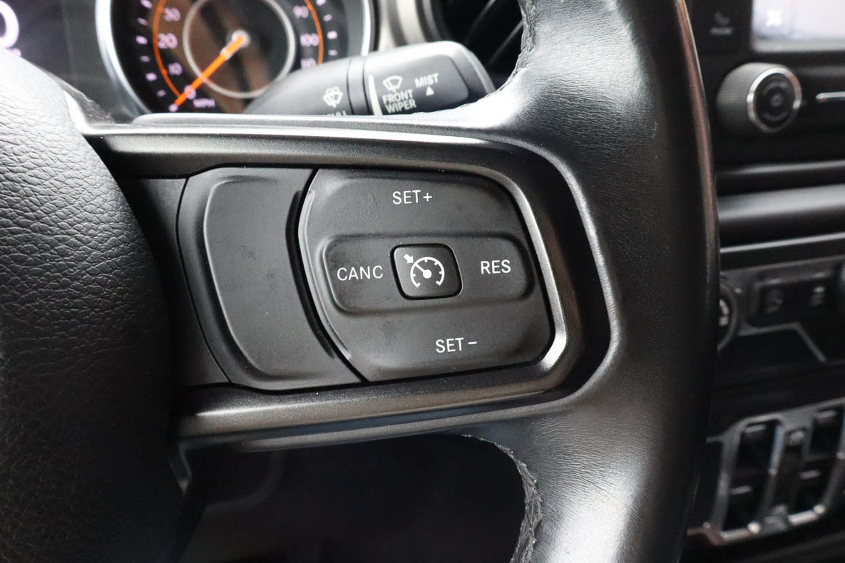 Used 2018 Jeep Wrangler Unlimited Sport S image 29