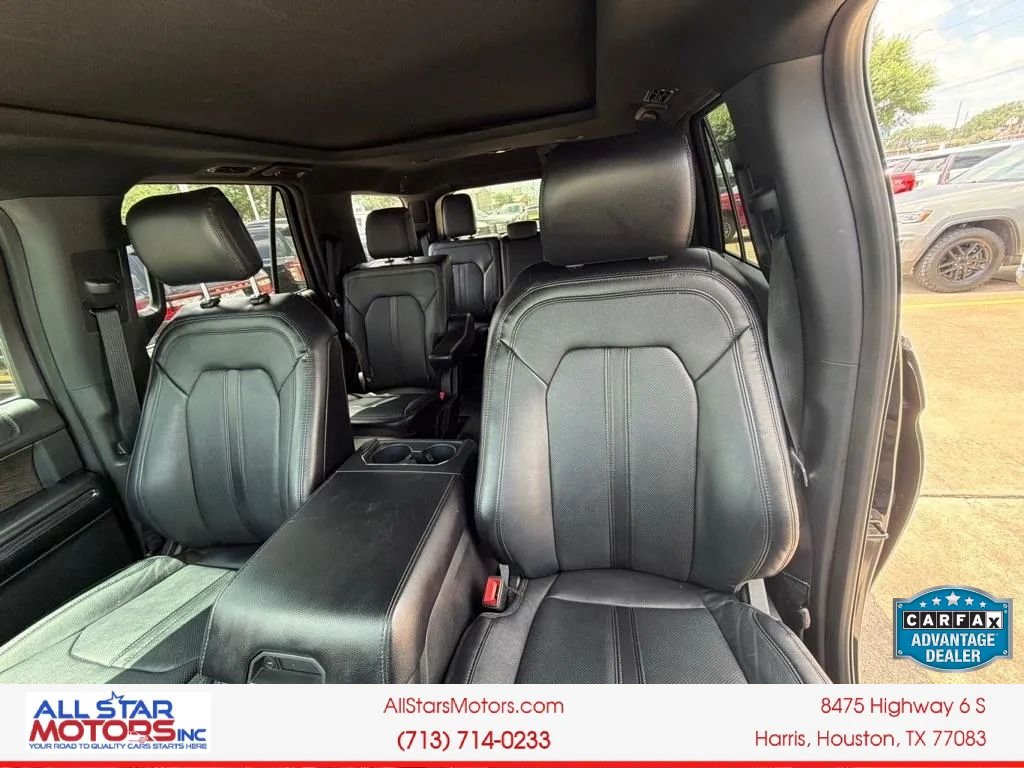 Used 2019 Ford Expedition Limited w/ Equipment Group 301A AWD/4WD image 18