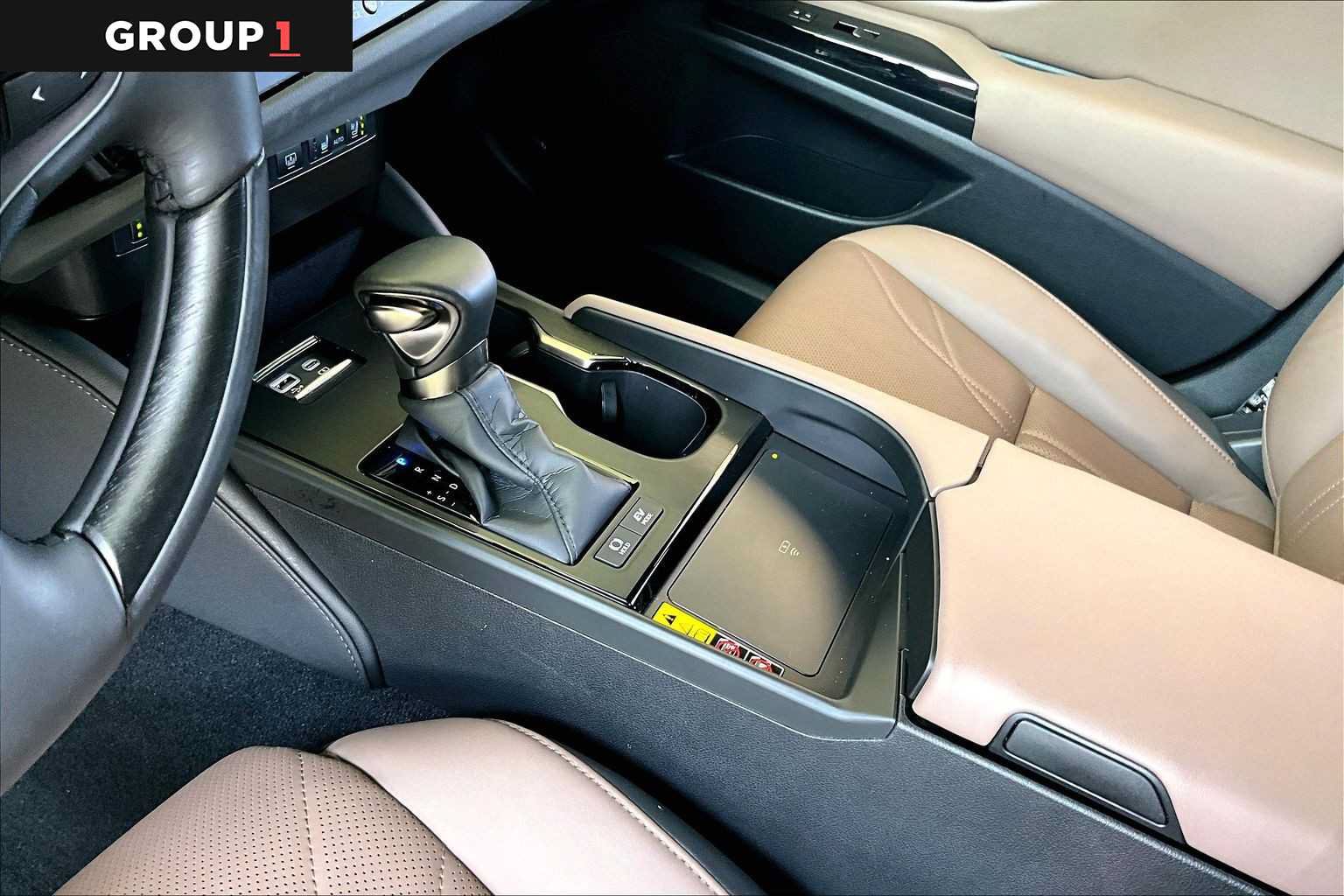 Certified 2024 Lexus ES 300h Ultra Luxury w/ Accessory Package (Z2) FWD image 14